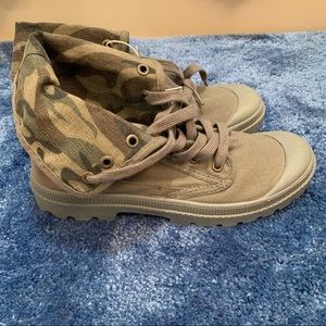 BONGO Olive / Camouflage Tippi Shoes